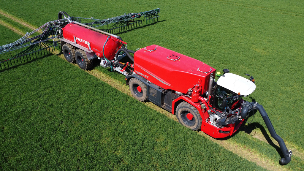 Vervaet launch XL spreader